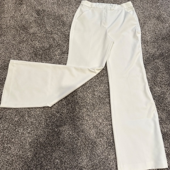 EXPRESS BUSINESS FLARE EDITOR TROUSER- HIGHRISE - Picture 9 of 10